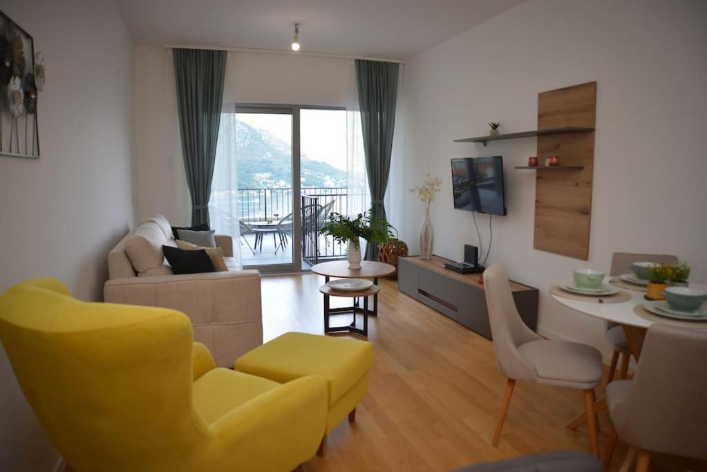 Апартаменты Design Flat With Impressive Boka Bay View Котор Экстерьер фото
