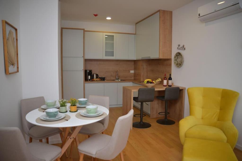 Апартаменты Design Flat With Impressive Boka Bay View Котор Экстерьер фото