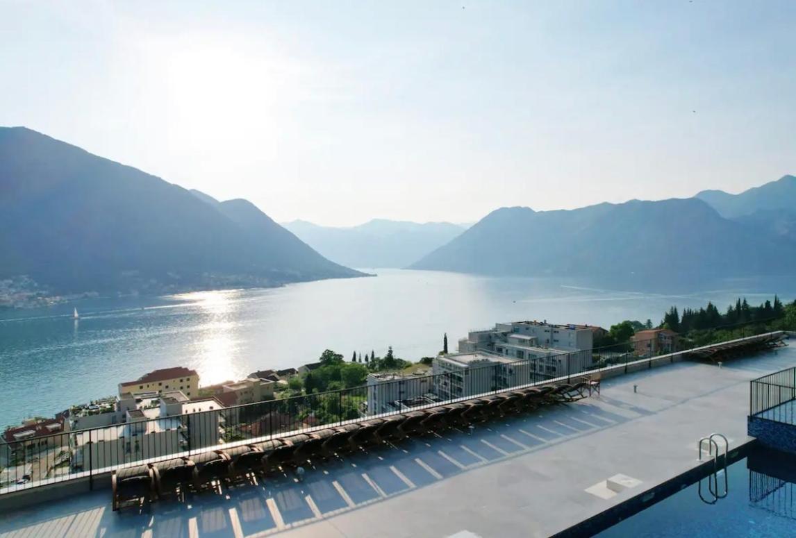 Апартаменты Design Flat With Impressive Boka Bay View Котор Экстерьер фото