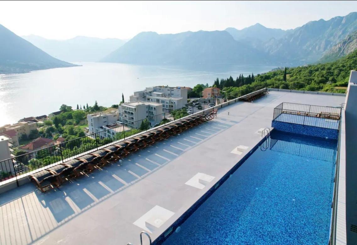 Апартаменты Design Flat With Impressive Boka Bay View Котор Экстерьер фото